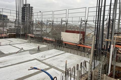 寬展緣森-4FL底板灌漿完成